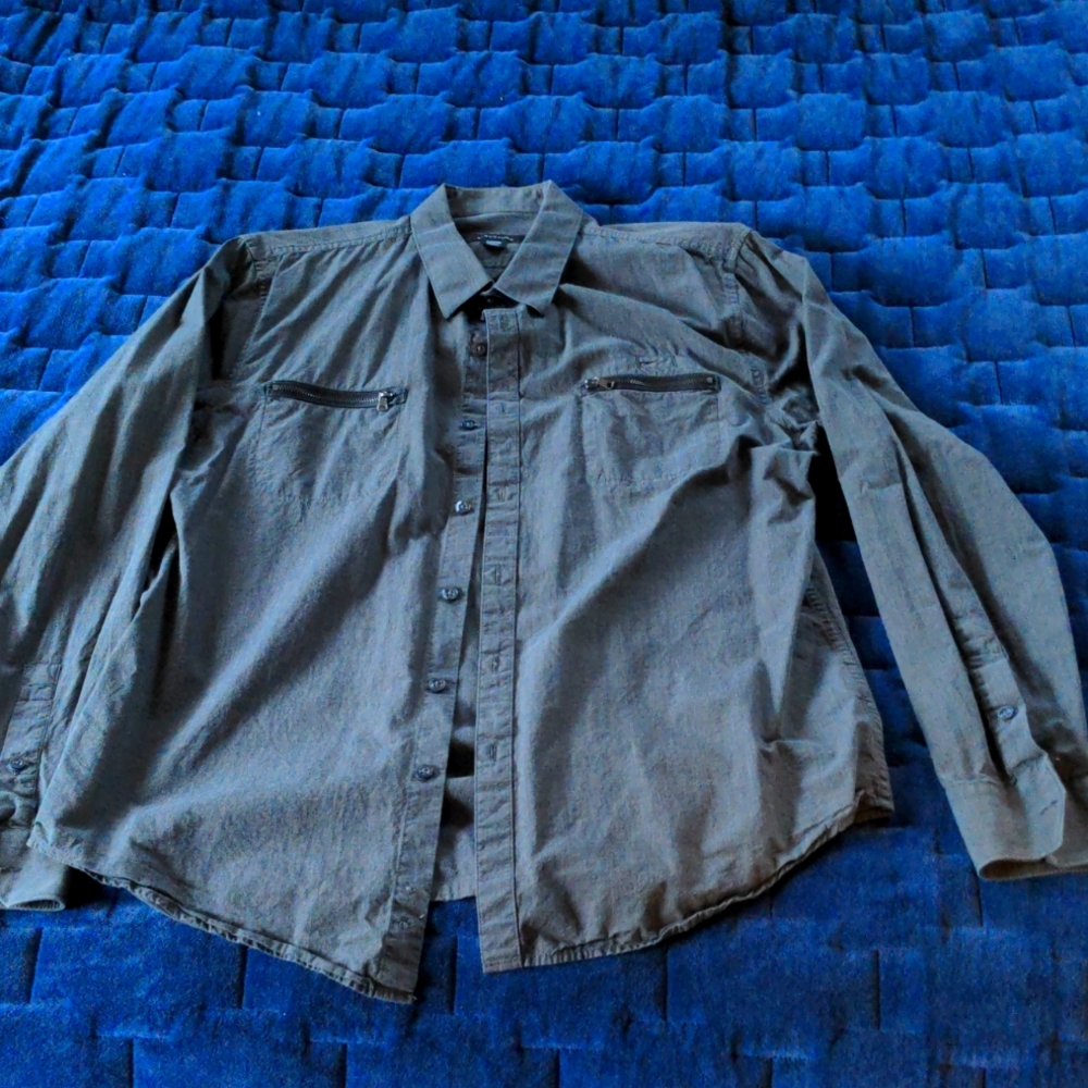 Structure button -down shirt with zipper front pockets
